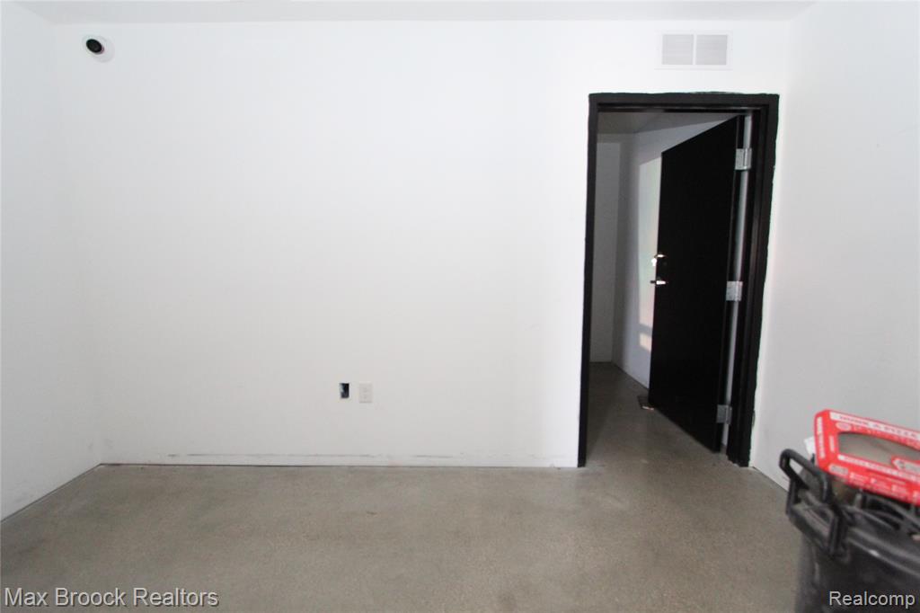 110 Creekview Drive Property Photo 14