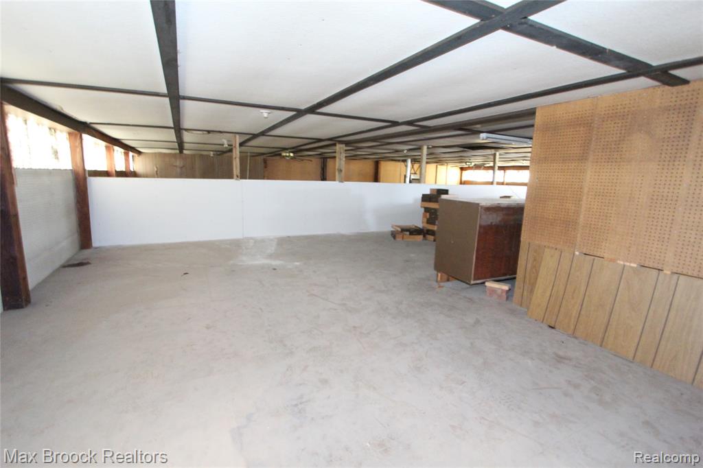 110 Creekview Drive Property Photo 27