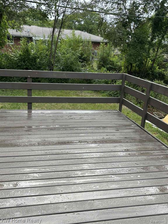 20451 Kentucky Street Property Photo 25