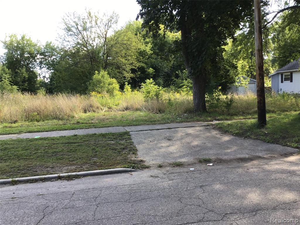 1823 Ring Street Property Photo 1