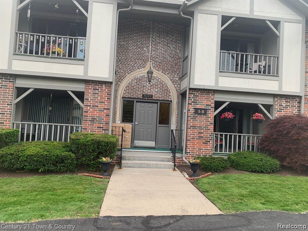 42160 Woodward Avenue Avenue Property Photo 1