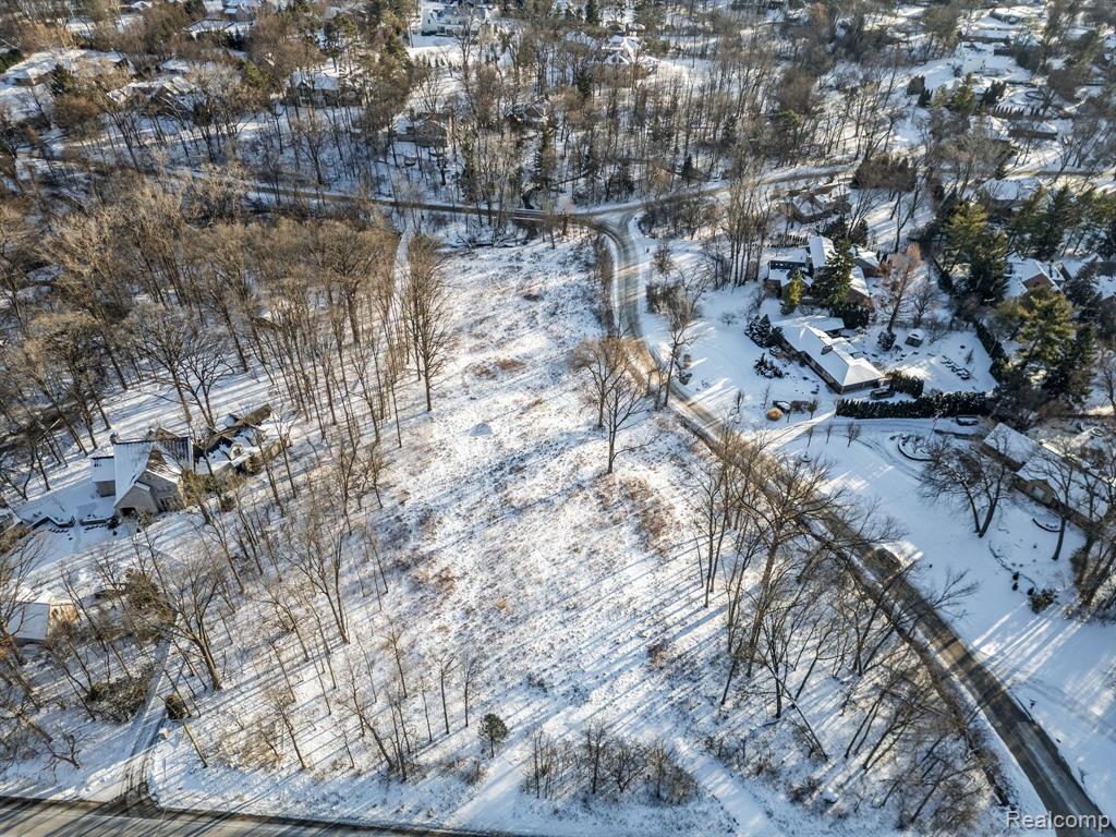 0000 Brookdale Rd Property Photo 2