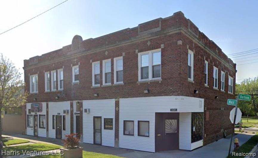 15239 Mack Avenue Property Photo 1