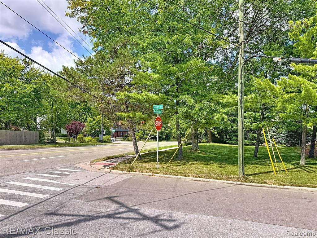 2100 Tuomy Road Property Photo 7