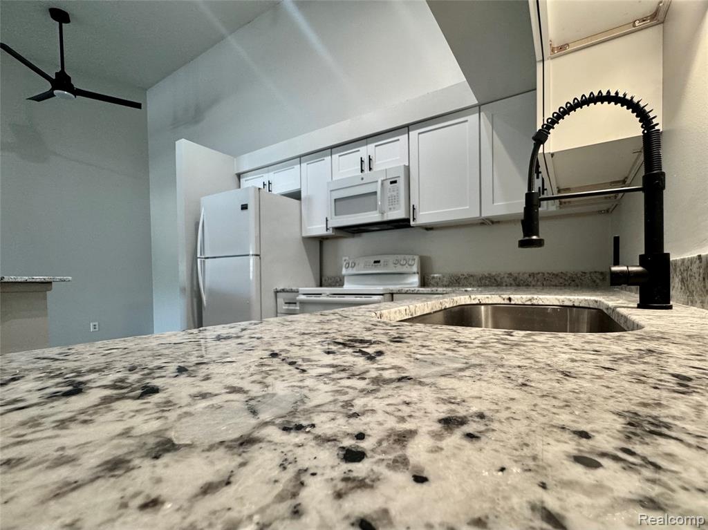19536 Northridge Drive Property Photo 8