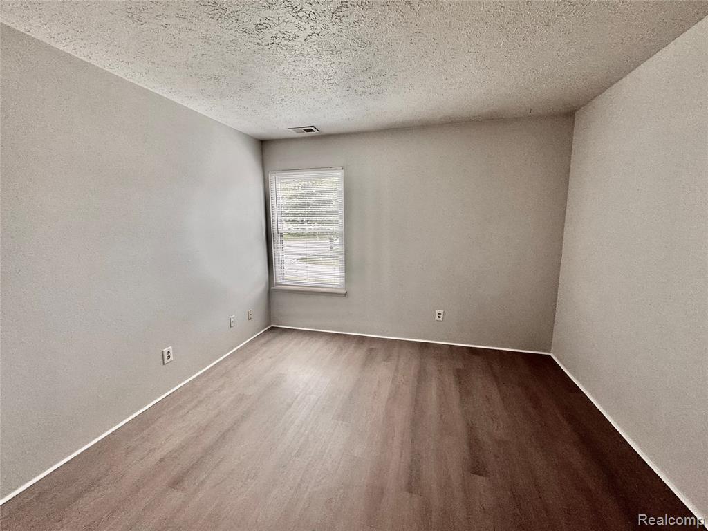 19536 Northridge Drive Property Photo 16