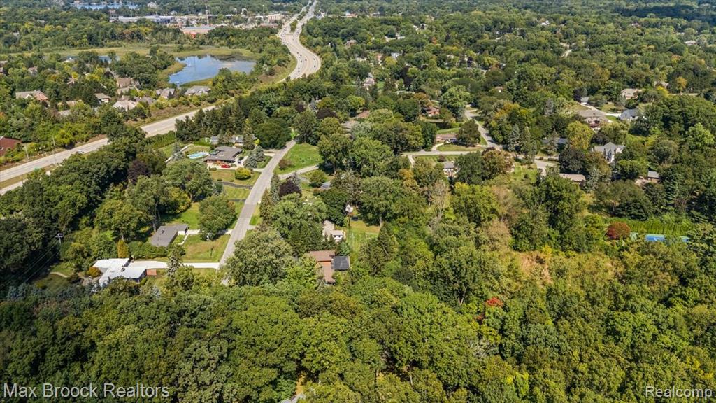 1027 Joanne Court Property Photo 22