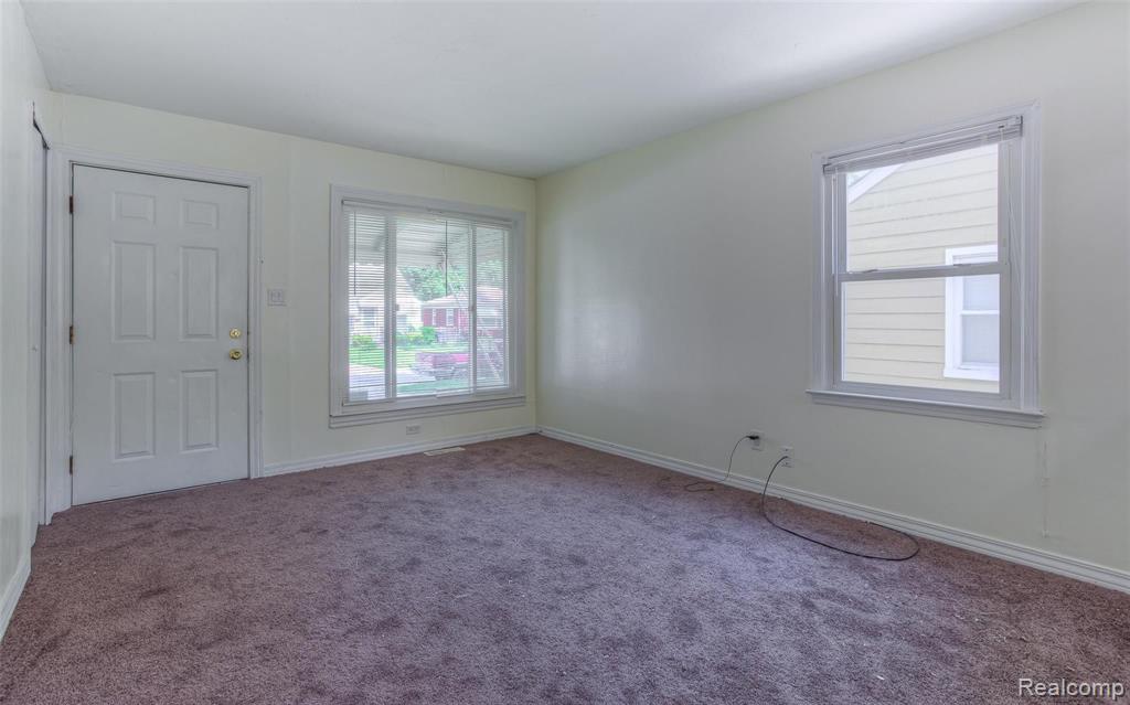 15489 Dixie Property Photo 18