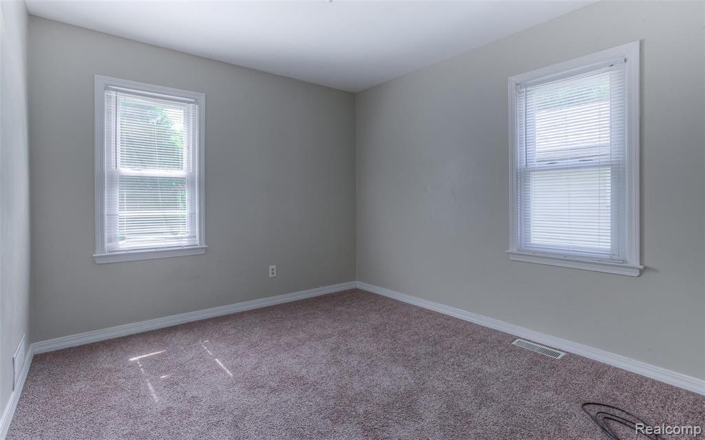 15489 Dixie Property Photo 21