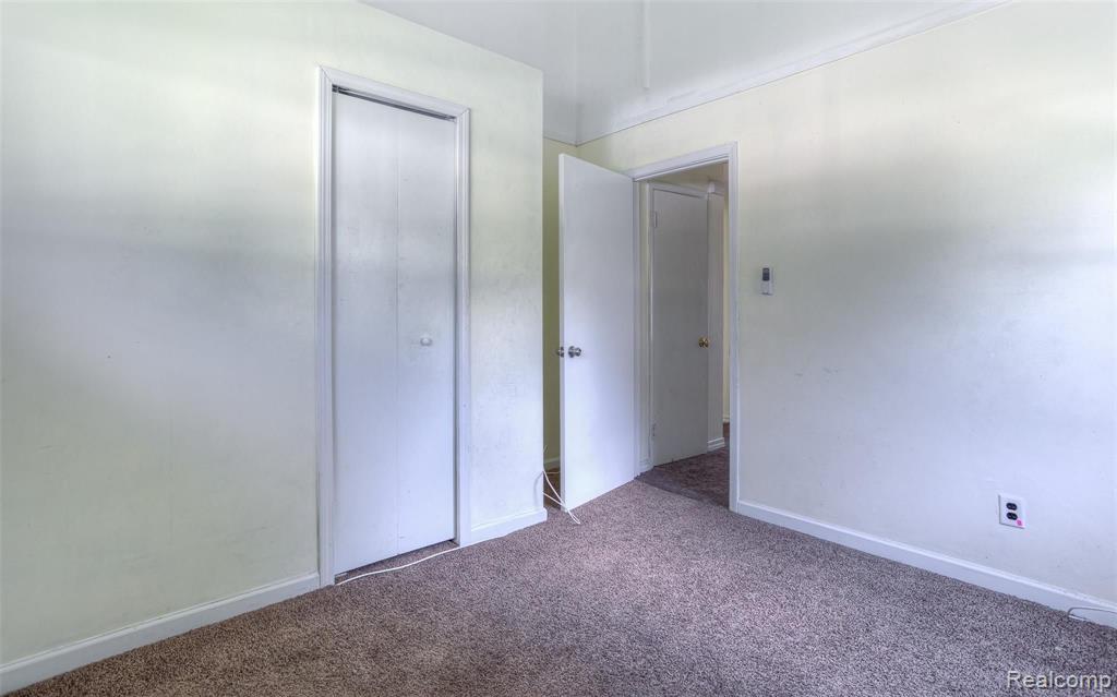 15489 Dixie Property Photo 22
