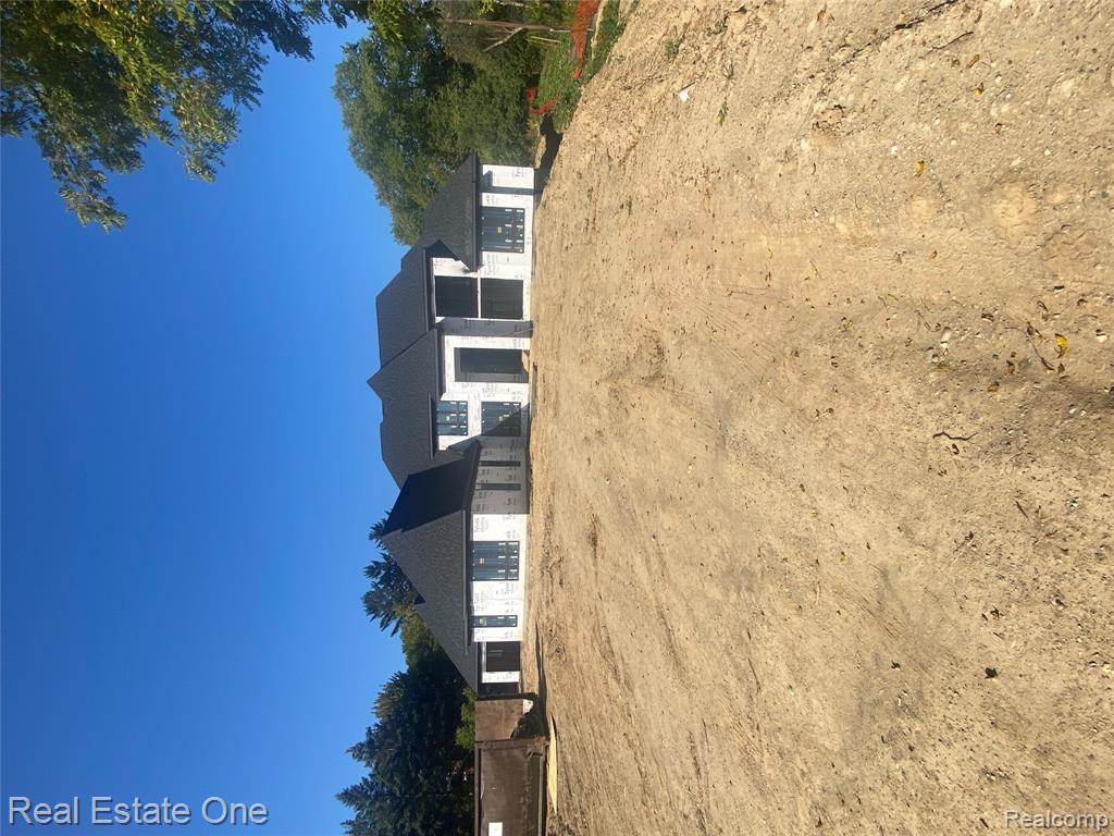 3370 Bloomcrest Drive Property Photo 1