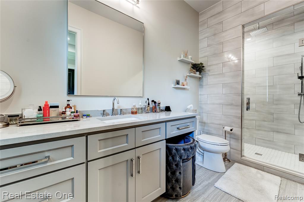 3370 Bloomcrest Drive Property Photo 33