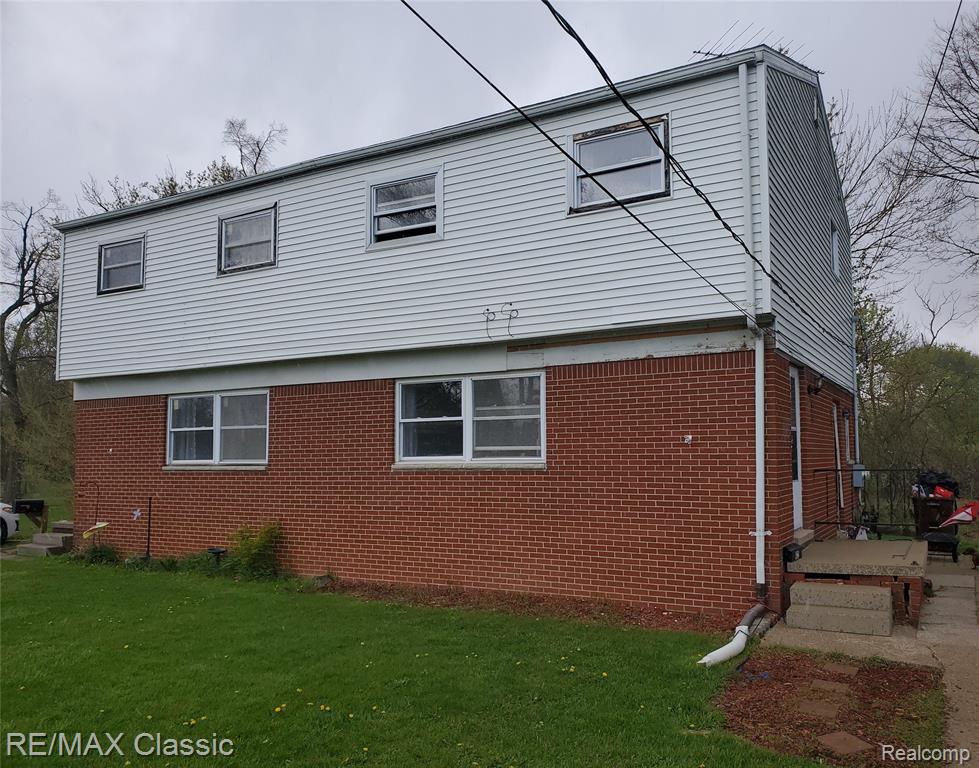 820 WASKIN Drive Property Photo 1