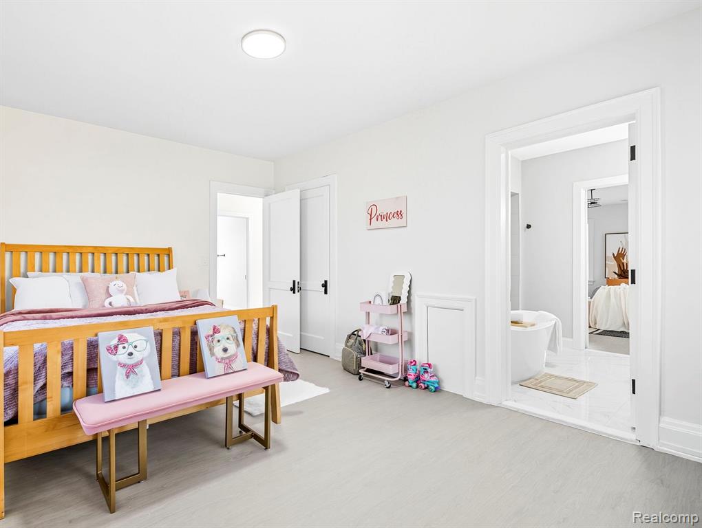 360 E Boston Boulevard Property Photo 27