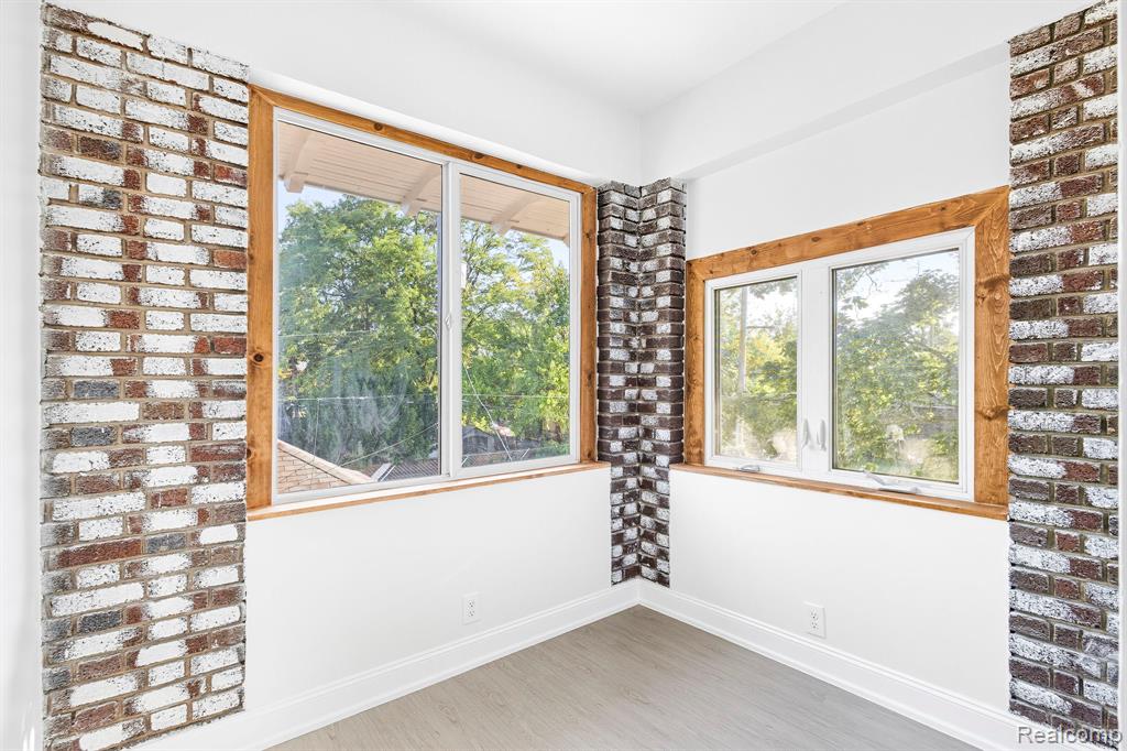 360 E Boston Boulevard Property Photo 33
