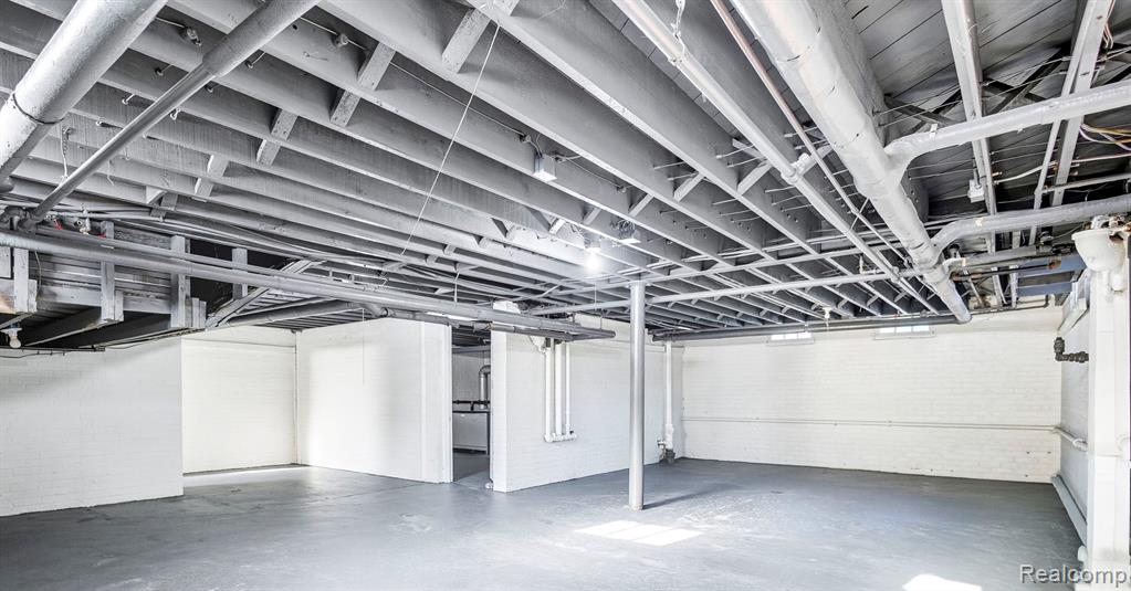 360 E Boston Boulevard Property Photo 35
