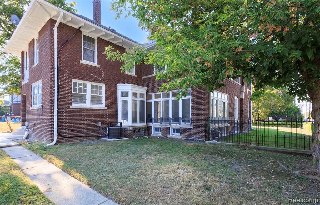 360 E Boston Boulevard Property Photo 38