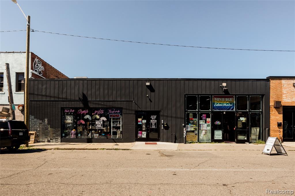 1515 Division Street Property Photo 1