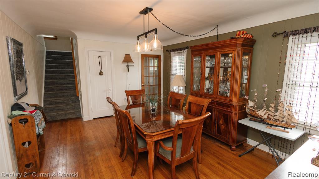 15261 Demean Avenue Property Photo 13