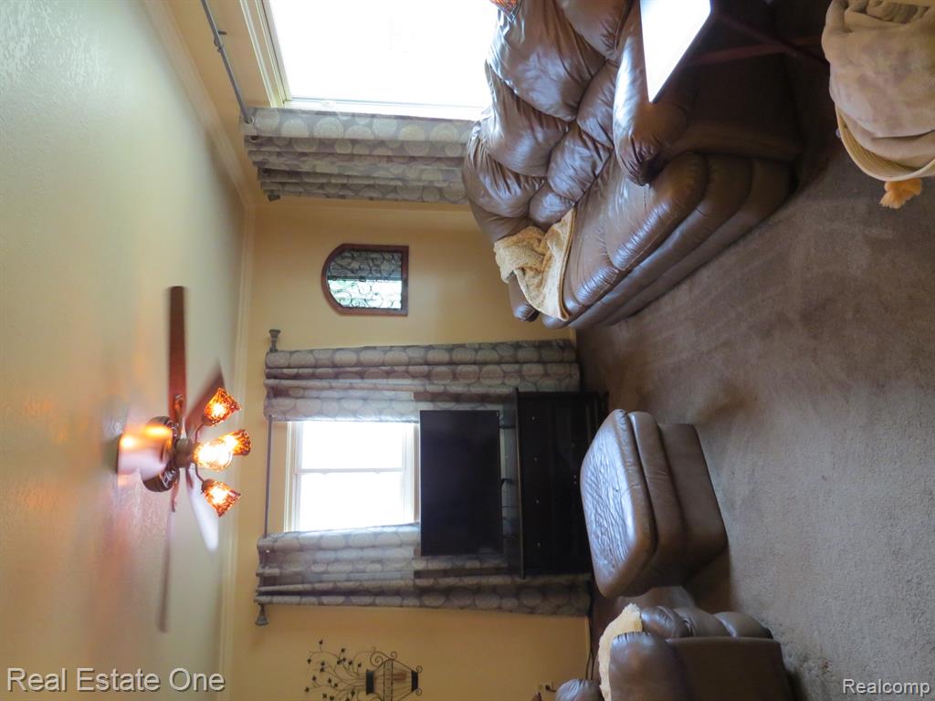 15742 Kennebec Street Property Photo 4
