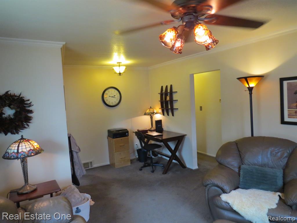 15742 Kennebec Street Property Photo 6