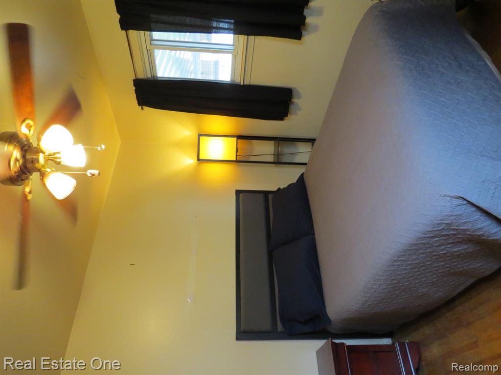 15742 Kennebec Street Property Photo 15