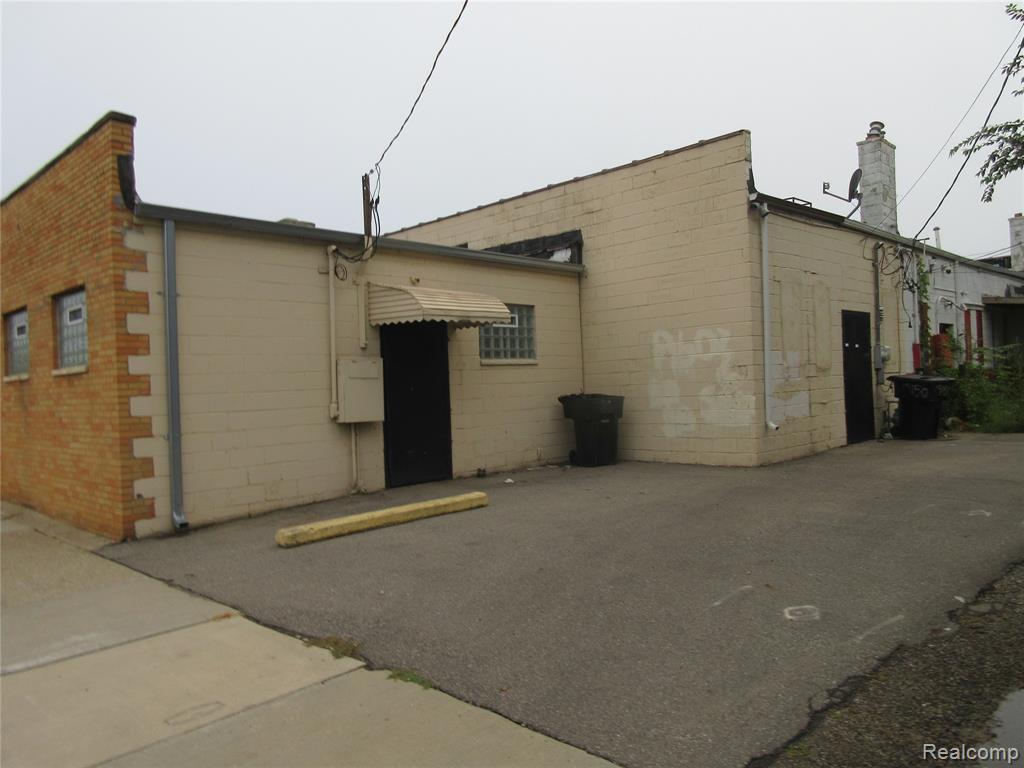 19156 Kelly Road Property Photo 19