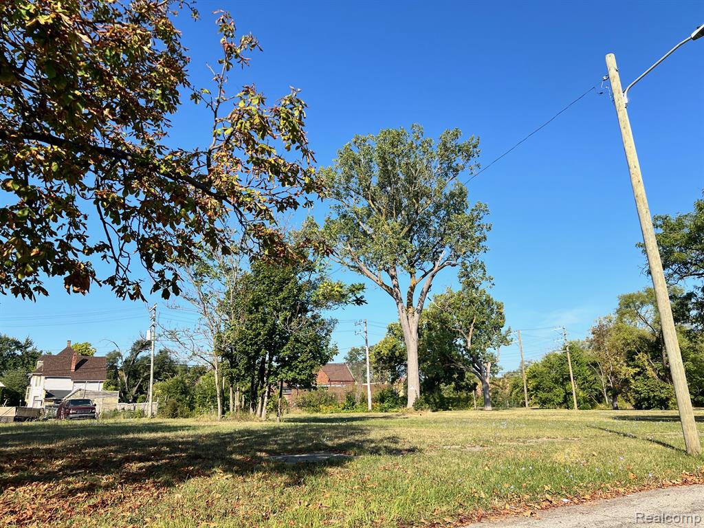 5767 Wabash Street Property Photo 7
