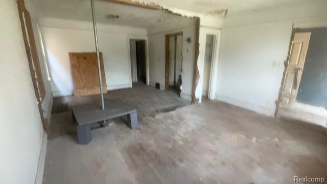 16309 Log Cabin Street Property Photo 3