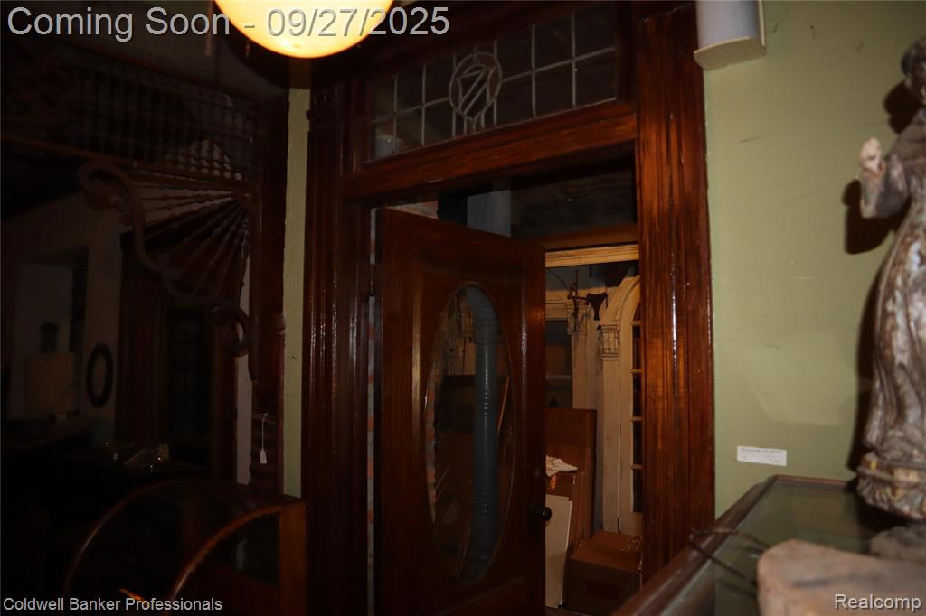 216 S Broad Street Property Photo 10