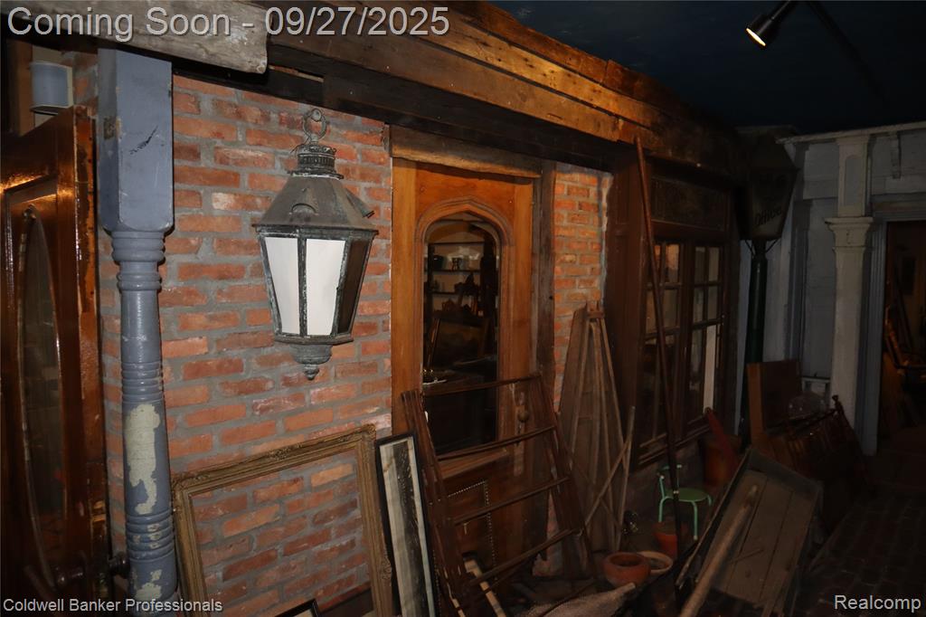 216 S Broad Street Property Photo 19