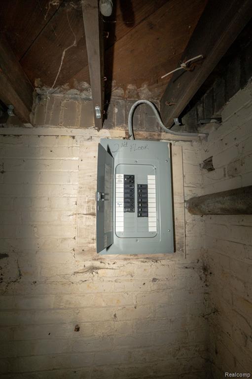 4274 Cortland Street Property Photo 26