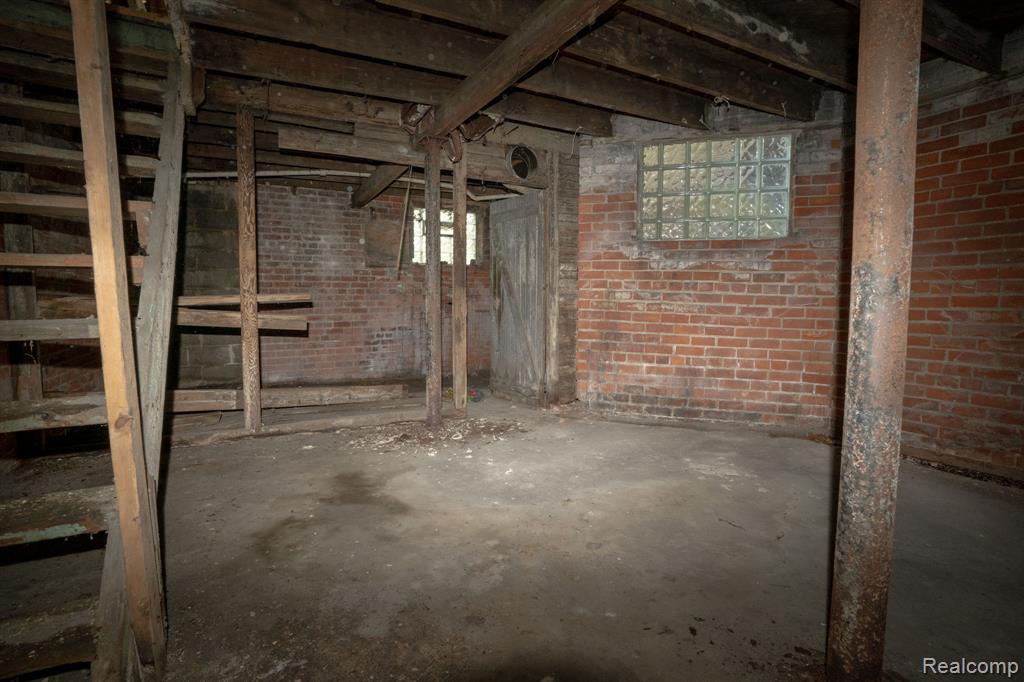 7246 Saint Paul Street Property Photo 3