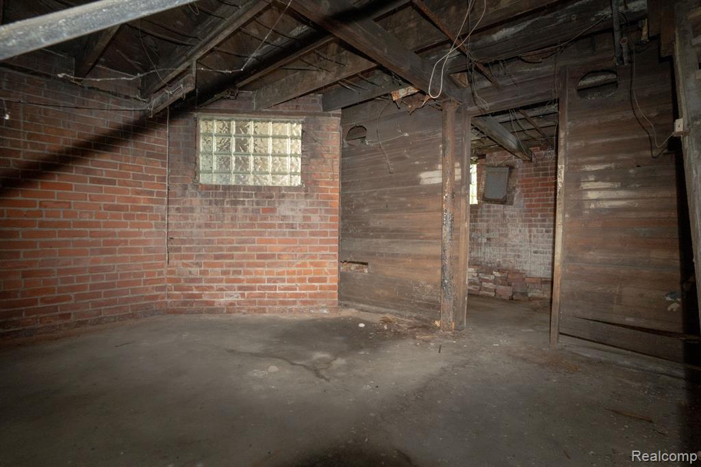 7246 Saint Paul Street Property Photo 6