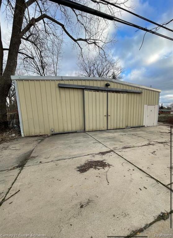7889 Telegraph Road Property Photo 1