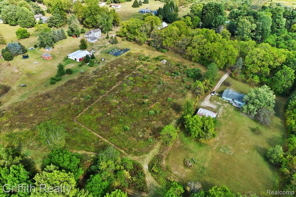 9800 Beeman Road Property Photo 14