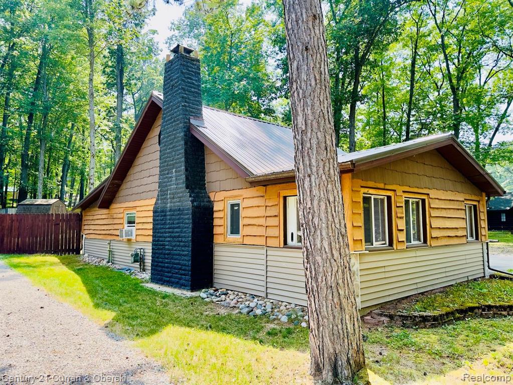 111 Petoskey Drive Property Photo 3