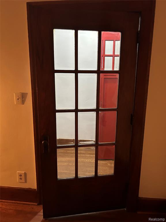 1465 Maryland Street Property Photo 4