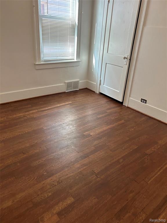 1465 Maryland Street Property Photo 5
