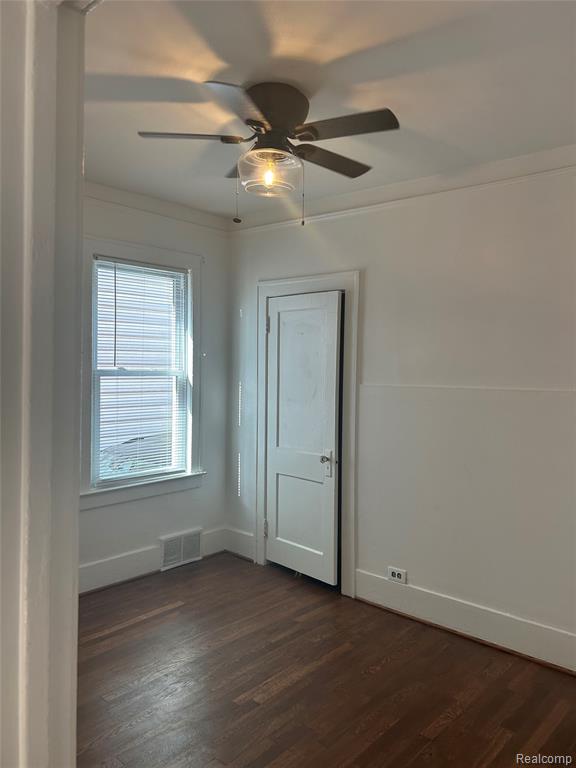 1465 Maryland Street Property Photo 8