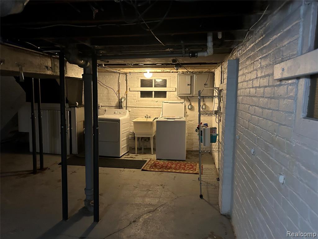 1465 Maryland Street Property Photo 29
