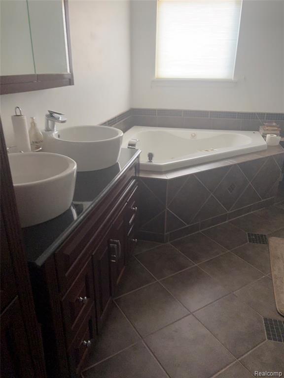 1329 Arrowwood Lane Property Photo 15