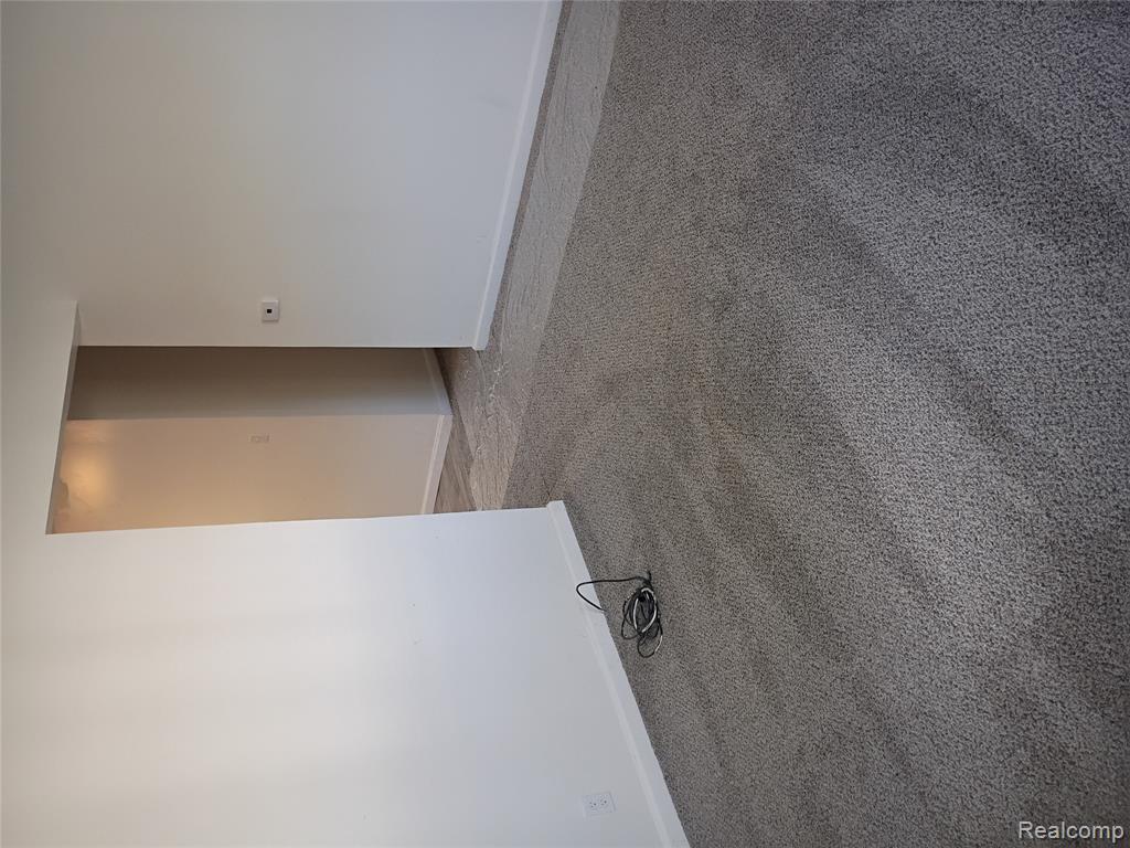 405 W Bundy Avenue Property Photo 5