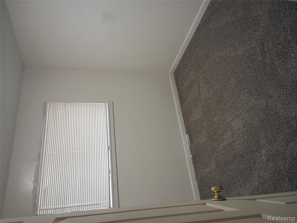 405 W Bundy Avenue Property Photo 6