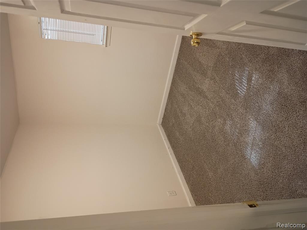 405 W Bundy Avenue Property Photo 11