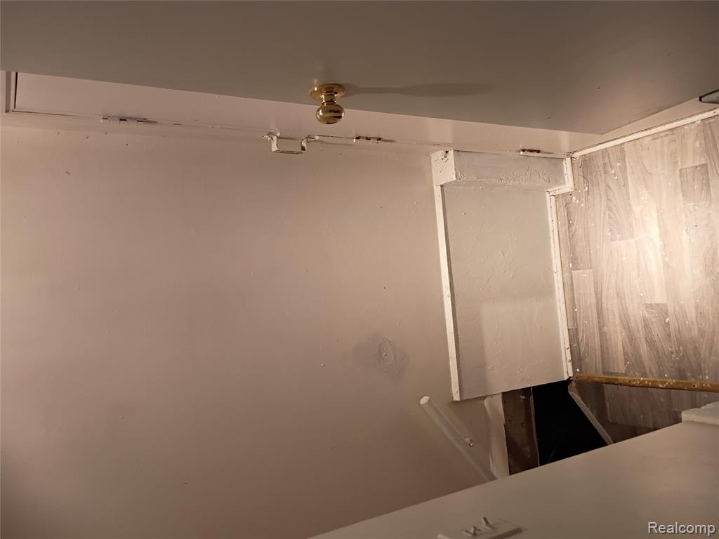 405 W Bundy Avenue Property Photo 14