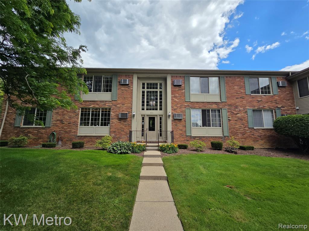 500 Romeo Road Property Photo 1