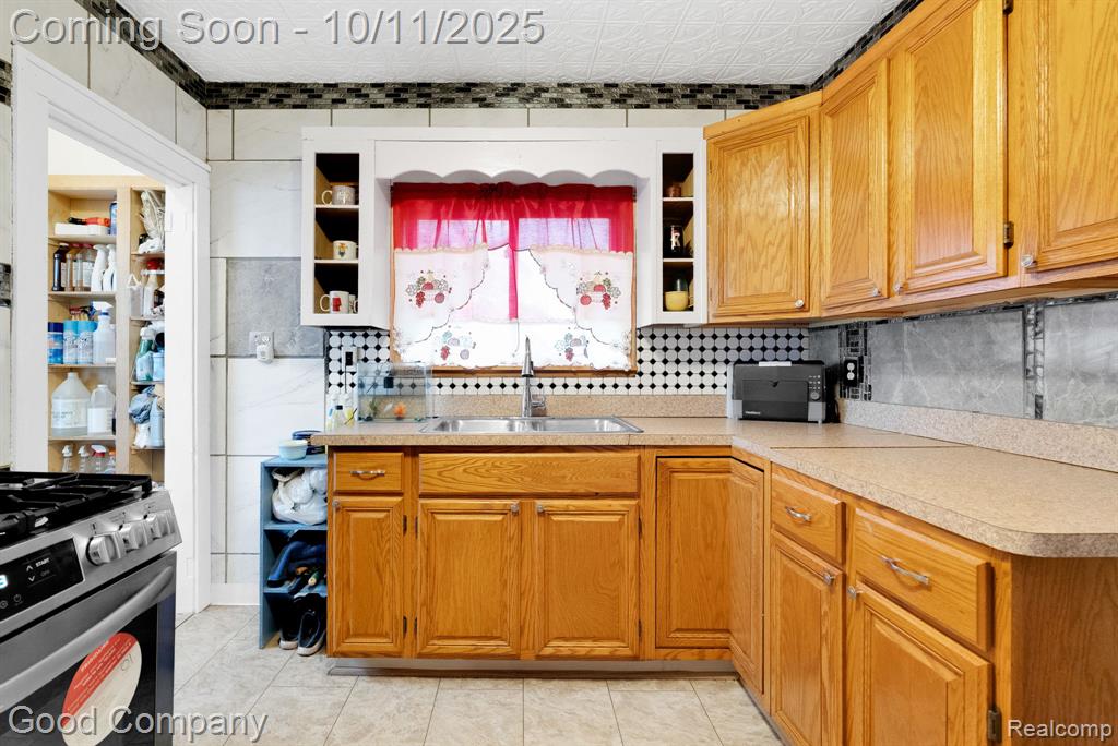 8459 Timken Avenue Property Photo 3
