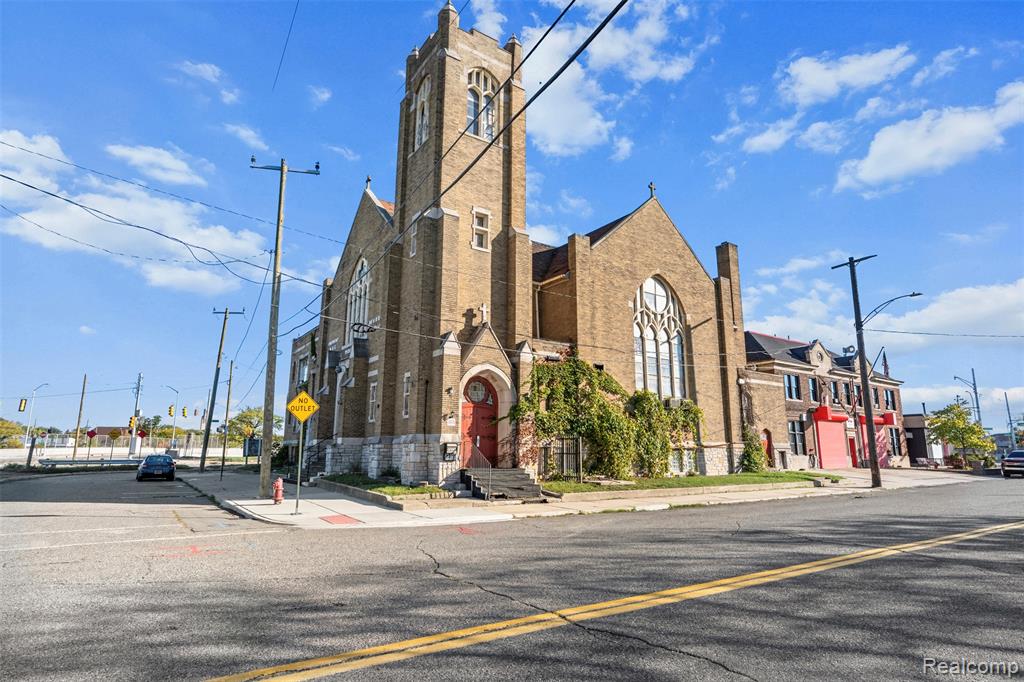 7000 W Chicago Street Property Photo 16