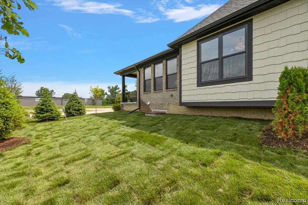 2032 Breckenridge Court Property Photo 6